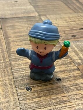 Fisher-Price Little People Disney Frozen Kristoff Figure Holding Carrot (2019)